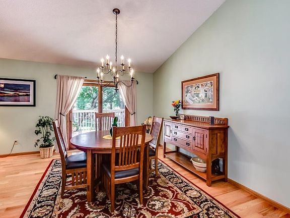 Separate dining area that flows into kitchen and living room.