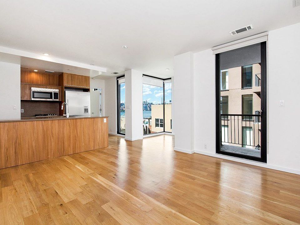 1st image of 50 N 1st St Ph G