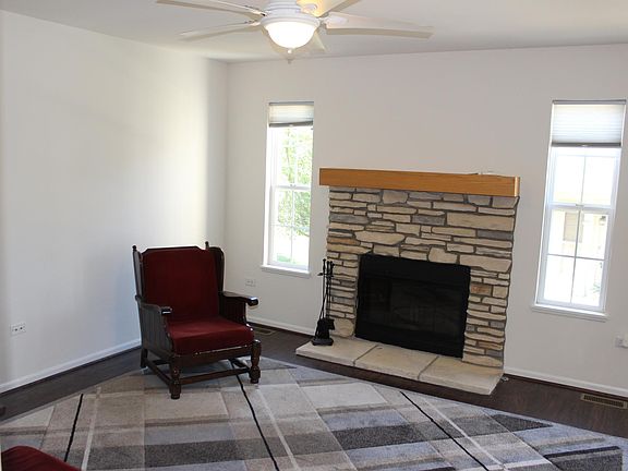 Living Room w/Fireplace
