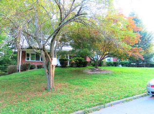 22 Flint Dr, Spring Valley, NY 10977