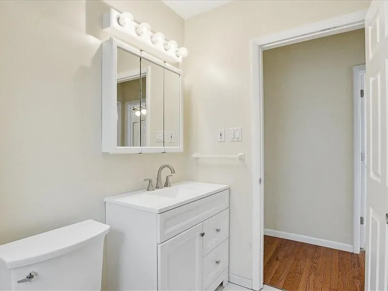 315 Crestwood Ave #2 — Photo 7