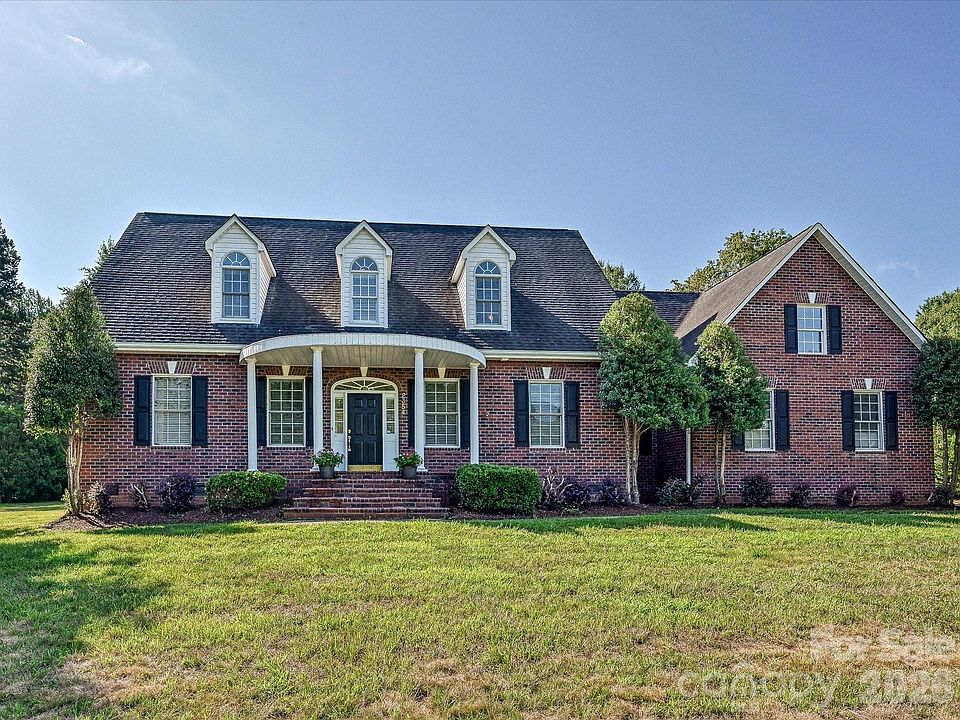1st image of 2354 Perry Rd