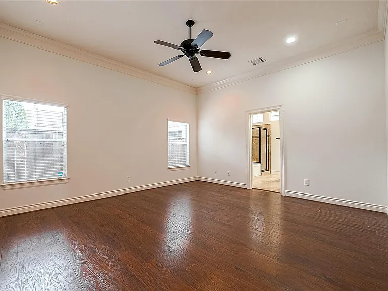 5608 Kansas St #B — Photo 14