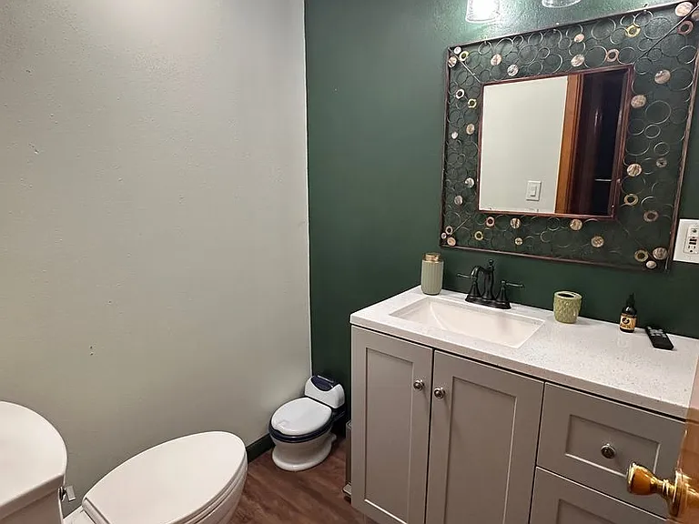 513 SE 12th Dr — Photo 9