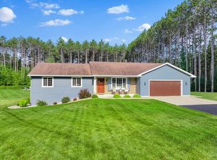 1735 Karis Ct, Abrams, WI 54101