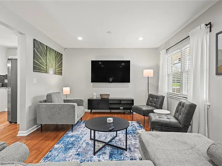 262 Church Rd SW — Photo 8