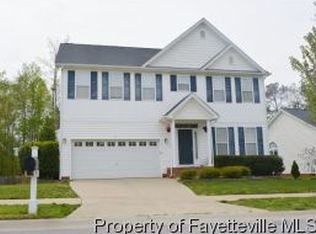 204 Autumn Glen Ln, Holly Springs, NC 27540