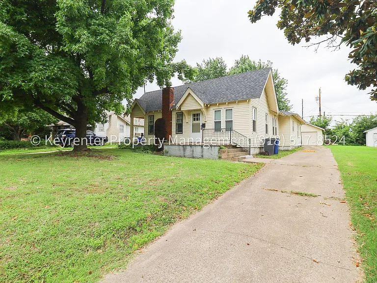 1626 S Indianapolis Ave — Photo 5
