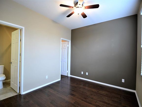 Downstairs Bedroom with private Bathroom