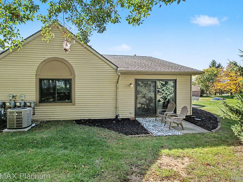 405 Water Tower Cir, photo 16