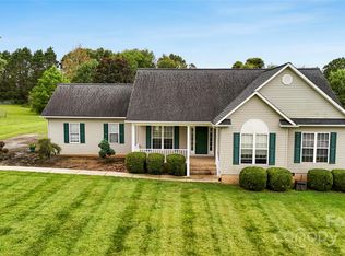 65 Shotwell Patterson Ln, Stony Point, NC 28678