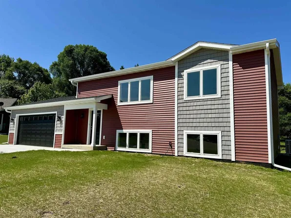 473 Bauer Lane, Rio, WI 53960