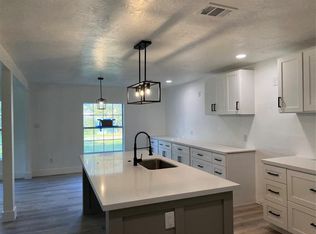 502 Independence St, Liberty, TX 77575