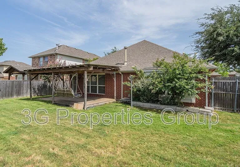 2348 Morning Dew Dr — Photo 30