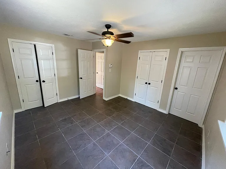 Ridgeway Dr — Photo 5
