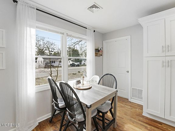 3rd image of 478 Mantoloking Road