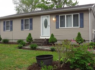 45 Partridge Dr, Springfield, MA 01119
