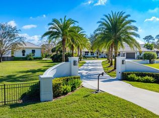 850 31st St SW, Naples, FL 34117