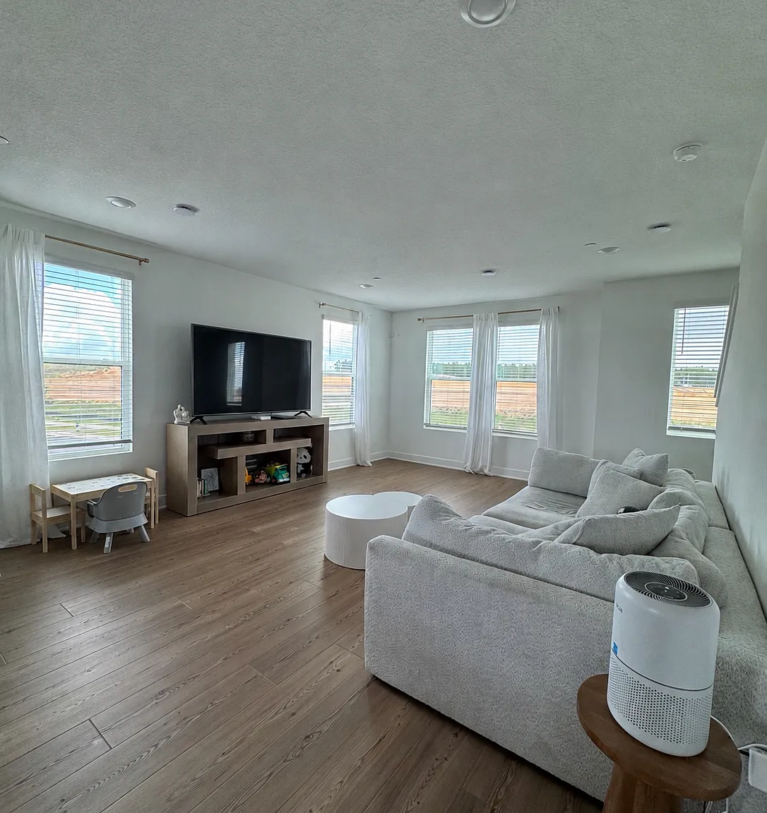 15309 Hamlin Park Dr — Photo 3