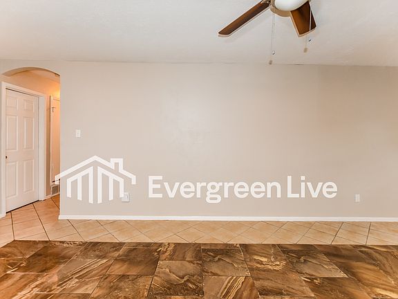 5th image of 803 Catherine Ln