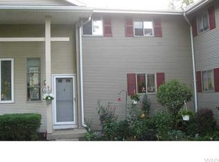 4915 Tuscarora Rd, Niagara Falls, NY 14304