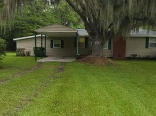 1116 Quacco Rd, Savannah, GA 31419
