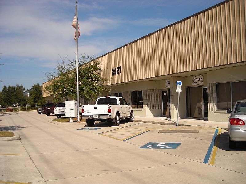 1st image of 2427 Porter Lake Dr Ste 105