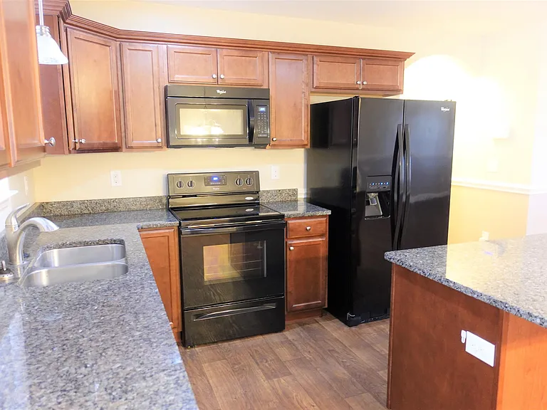 610 Flintrock Dr — Photo 14