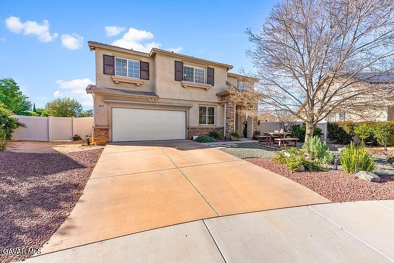 1st image of 2415 Foxtail Dr