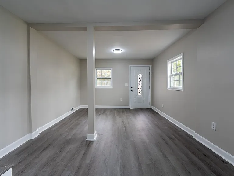 1001 S Layton Ave — Photo 20