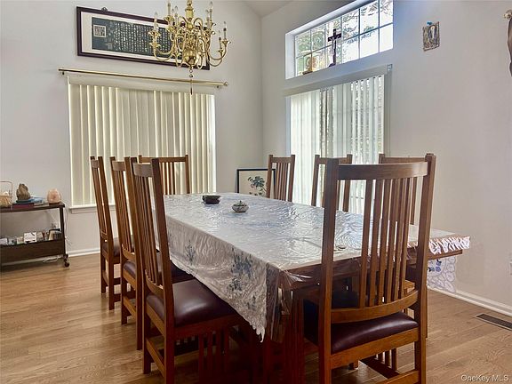 5th image of 83 Roundtop Road