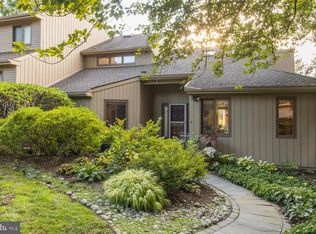 4 Muirfield Ct, Newtown Square, PA 19073