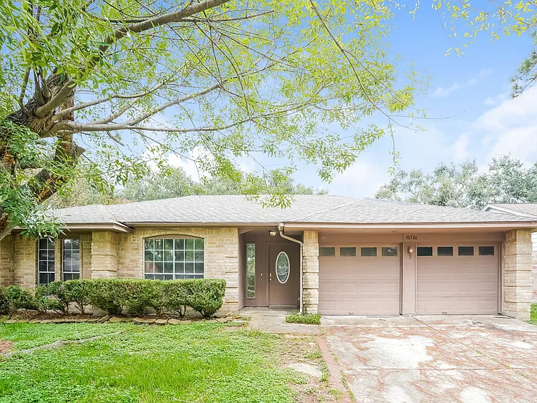 16746 Summer Dawn Ln — Photo 1