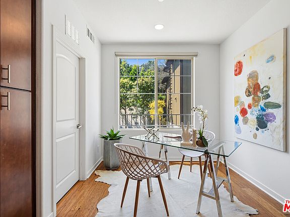 5th image of 1615 Echo Park Ave APT 11