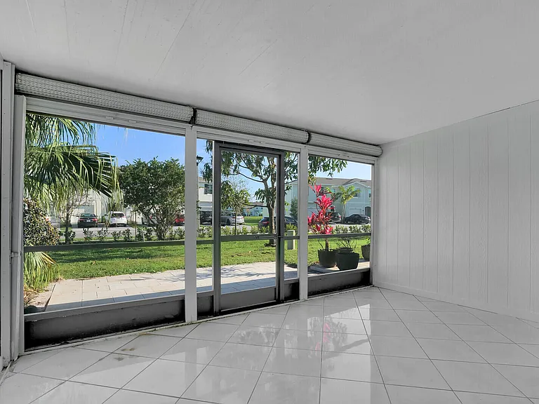 4373 Trevi Ct — Photo 23