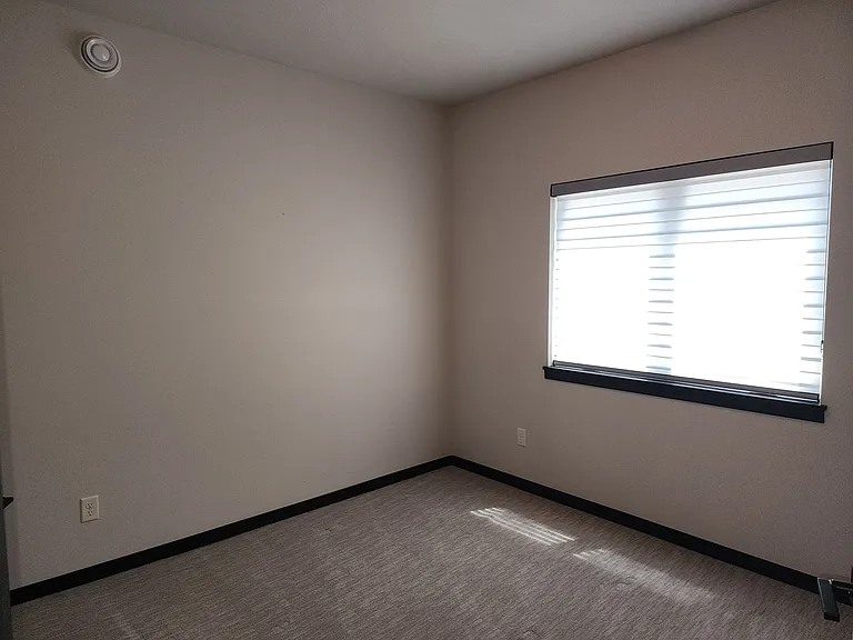 4515 S Dubuque Ave — Photo 7