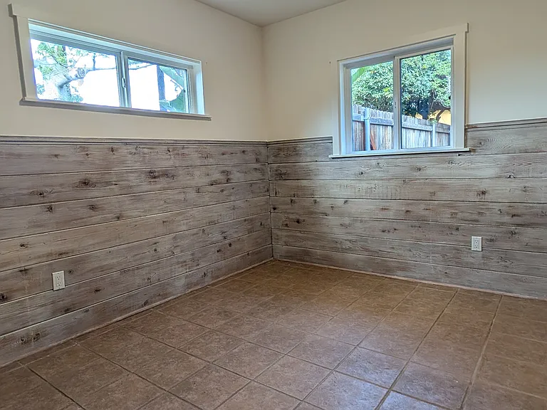 546 Griswold Ave — Photo 20