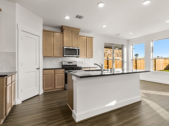 21307 Catelonia Yew Court