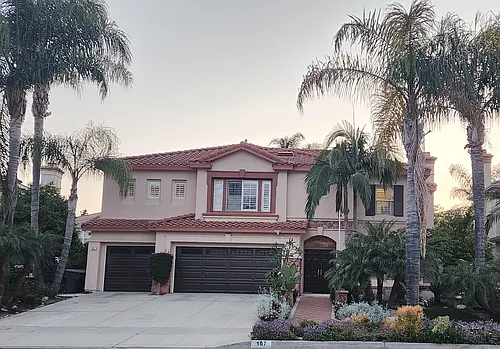 107 Mission Way Photo 1