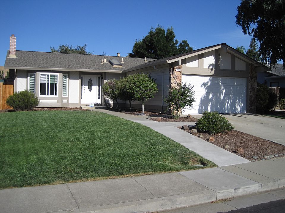 Beautiful Curb Side Appeal!