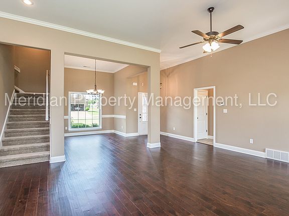 3rd image of 6232 Asbury Pl