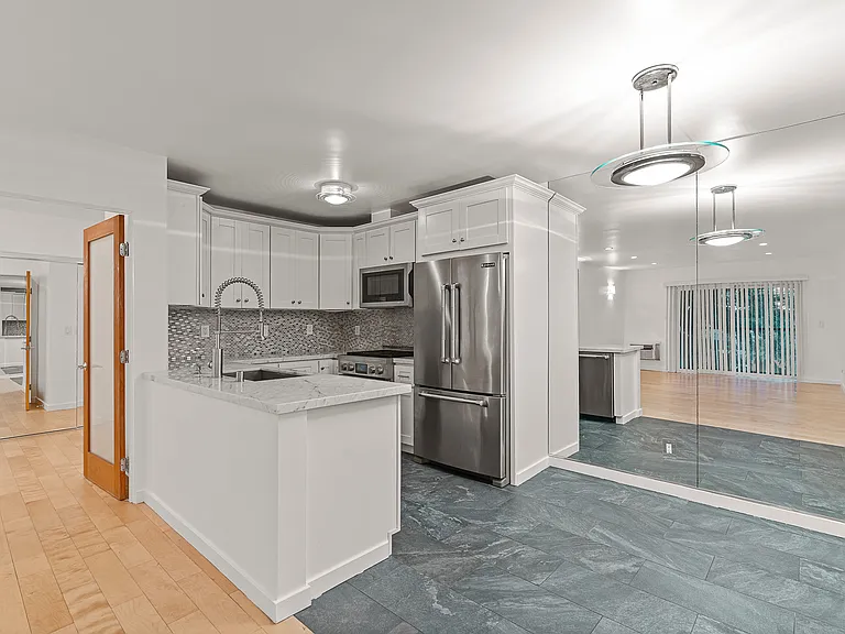 9005 Cynthia St #119 — Photo 3