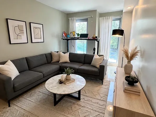 137-35 Elder Ave #304, Flushing, NY 11355