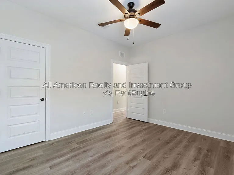 331 Adams Dr — Photo 16
