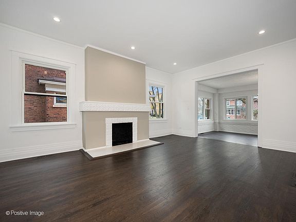 4th image of 1506 W Touhy Ave