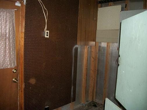 5th image of 1615 Greenway Dr