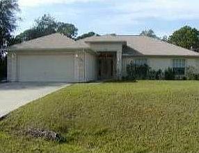 Like new short sale!!