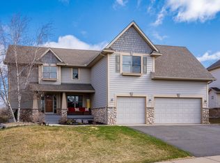 9031 Horizon Dr, Shakopee, MN 55379