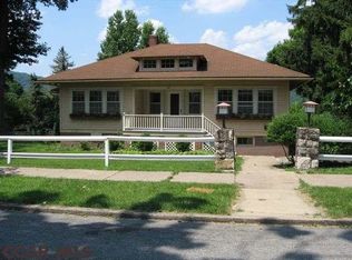 349 E Curtin St, Bellefonte, PA 16823
