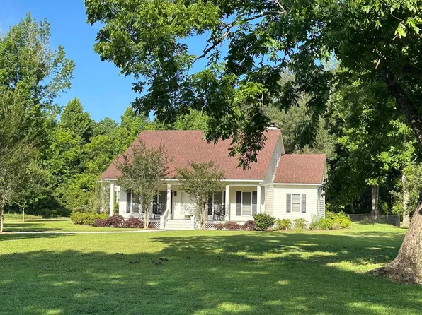 43701 Pine Grove Rd, Bay Minette, AL 36507